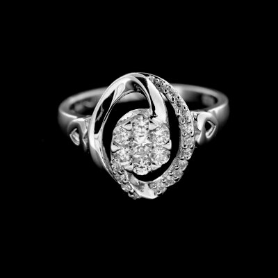 Stříbrný prsten R371