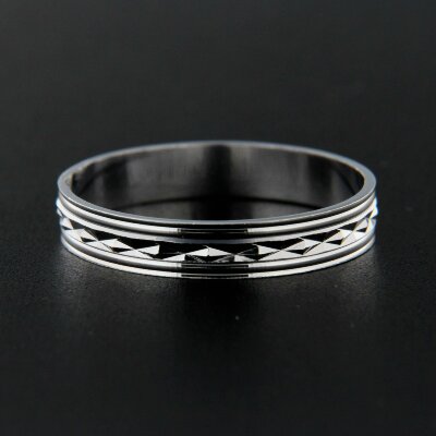 Stříbrný prsten R053
