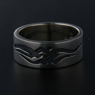 Stříbrný prsten R006