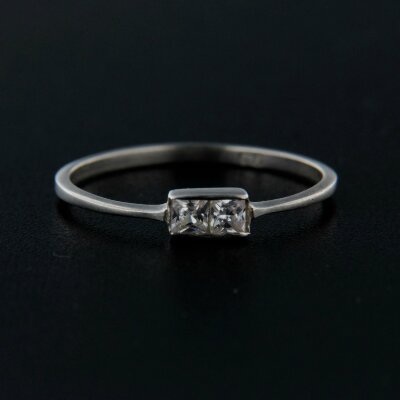 Stříbrný prsten R062