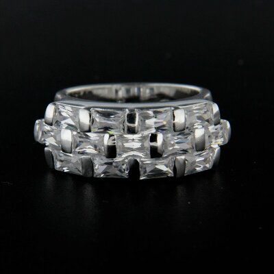 Stříbrný prsten R114