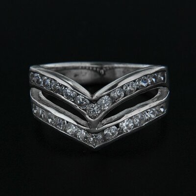 Stříbrný prsten R205