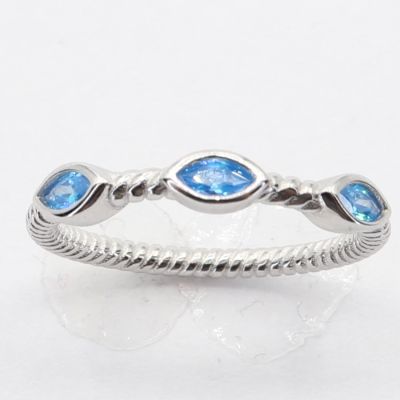 Stříbrný prsten R3342