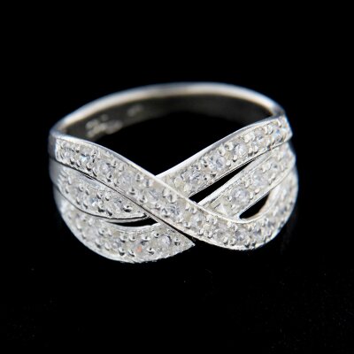 Stříbrný prsten R303