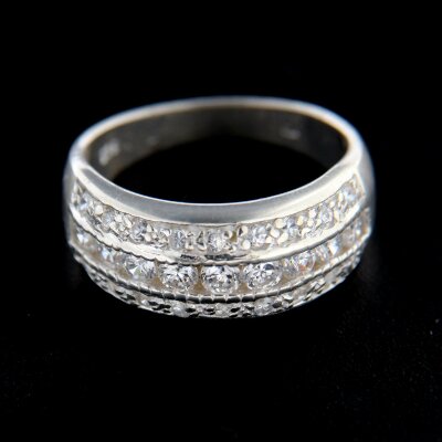 Stříbrný prsten R304