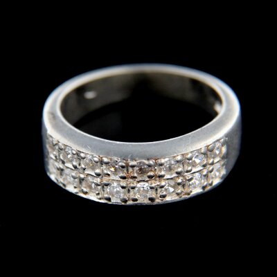 Stříbrný prsten R338
