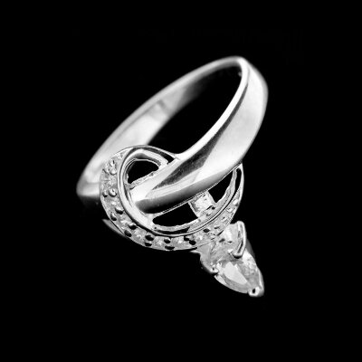 Stříbrný prsten R381