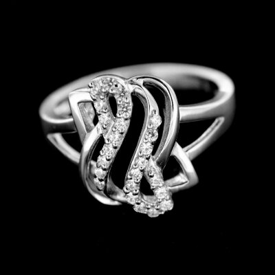 Stříbrný prsten R390