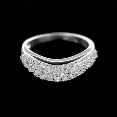 Stříbrný prsten R025