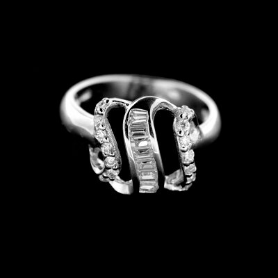 Stříbrný prsten R449