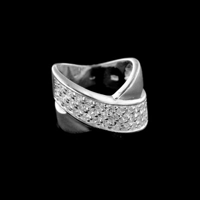 Stříbrný prsten R541